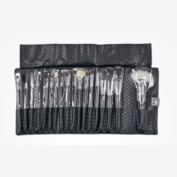 Bifull Set 18 Pinsel aus Leder Cleissy Schwarz