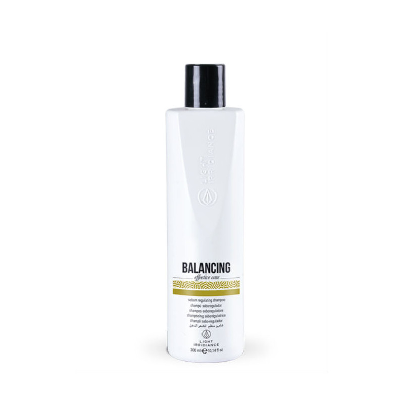 Irridiance Lichtausgleichendes, fettiges Haar-Sebum-regulierendes Shampoo (300ml) Irridiance Lichtausgleichendes, fettiges Haar-Sebum-regulierendes Shampoo (300ml)